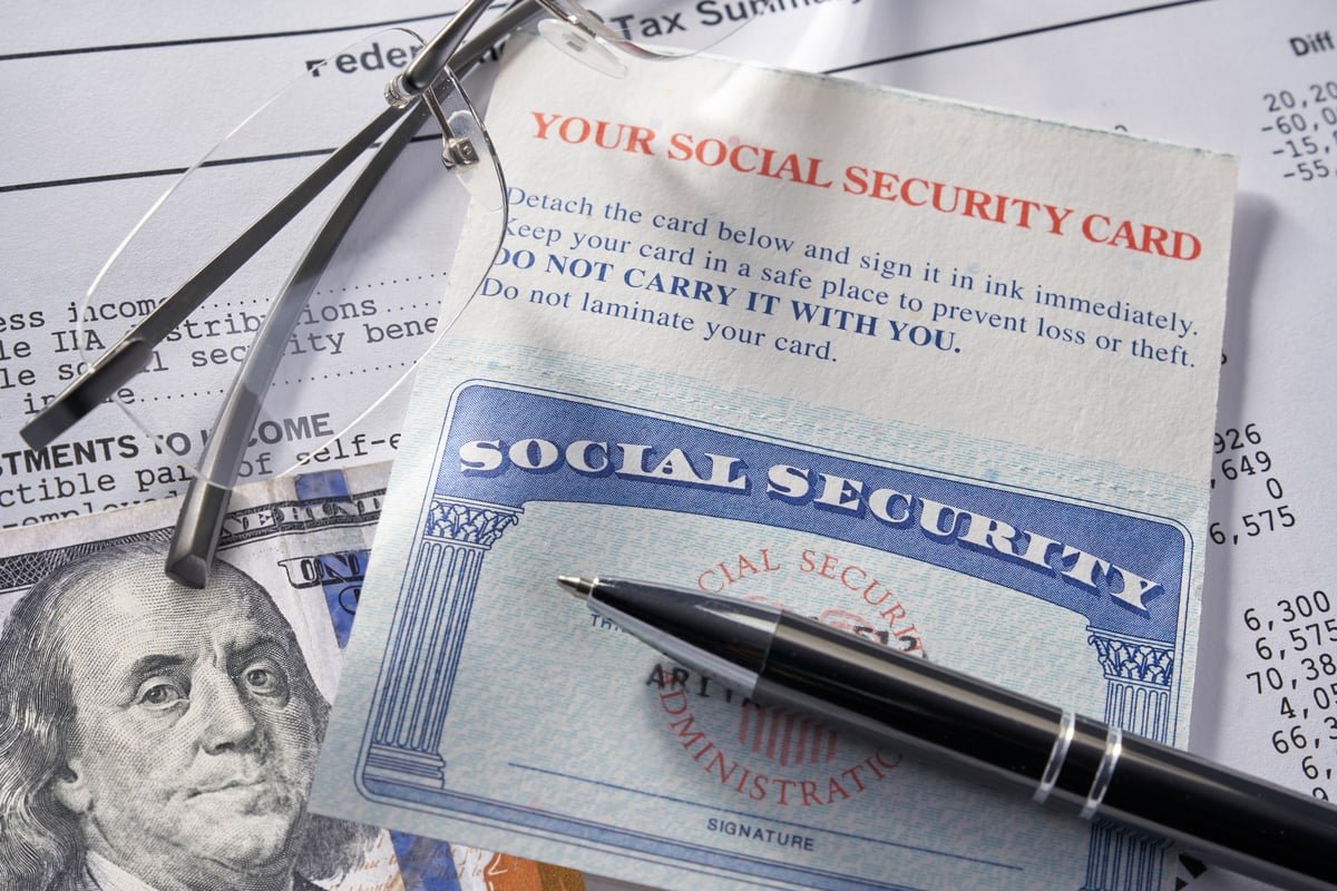 here’s-the-average-age-americans-claim-social-security-and-the-monthly-benefit-they-receive