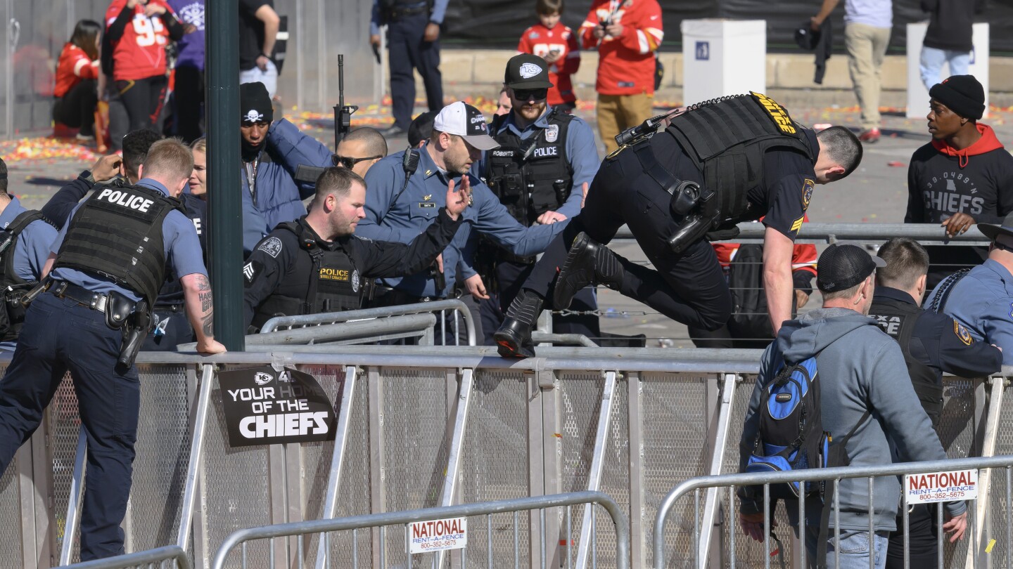 2-adults-are-charged-with-murder-in-the-deadly-shooting-at-kansas-city’s-super-bowl-celebration