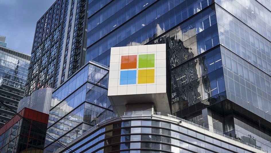 microsoft-stock-rises-on-positive-analyst-reports