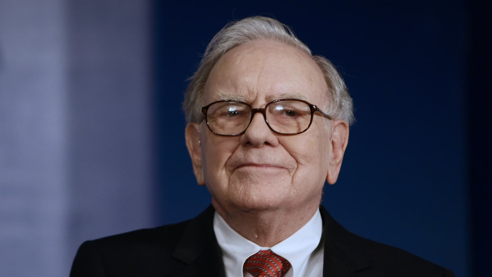 analysts-love-these-warren-buffett-owned-stocks,-including-one-expected-to-rally-more-than-20%
