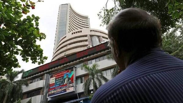 sensex-today-|-stock-market-live-updates:-asian-markets-cautious;-gift-nifty-indicates-muted-start-for-indian-benchmarks
