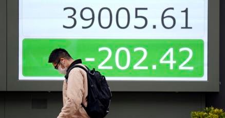 stock-market-today:-asian-shares-are-mixed-after-wall-street-slips-lower-and-bitcoin-bounces-higher