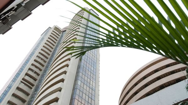 The 30-share BSE Sensex ended higher by 305.09 points or 0.42% at 73,095.22 level while the Nifty 50 closed at 22,198.35 level, up 76.30 points or 0.34%. PIC:MADHU KAPPARATH