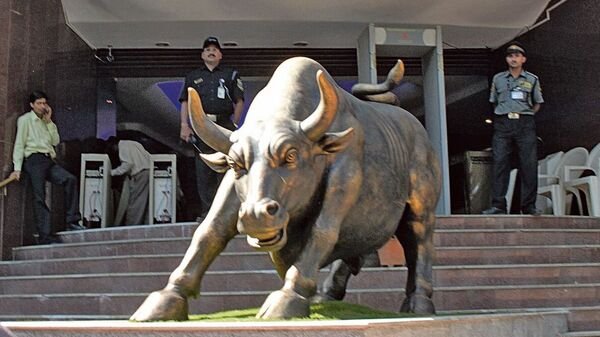 Stock market today: Nifty placed near the crucial overhead resistance of 22,125 levels, still there is no indication of any significant reversal pattern building at the highs, believe experts. (Photo: Mint)