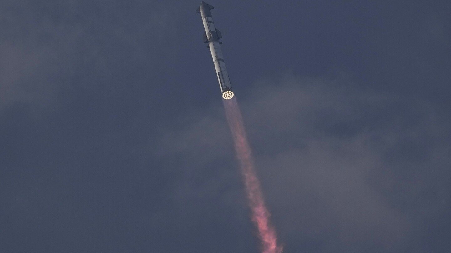 spacex’s-mega-rocket-blasts-off-on-a-third-test-flight-from-texas