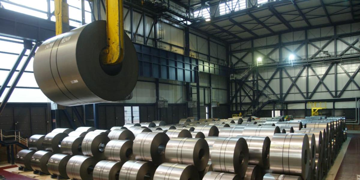 the-us-steel-story-just-got-stupider-the-losers-are-stockholders-and-workers.