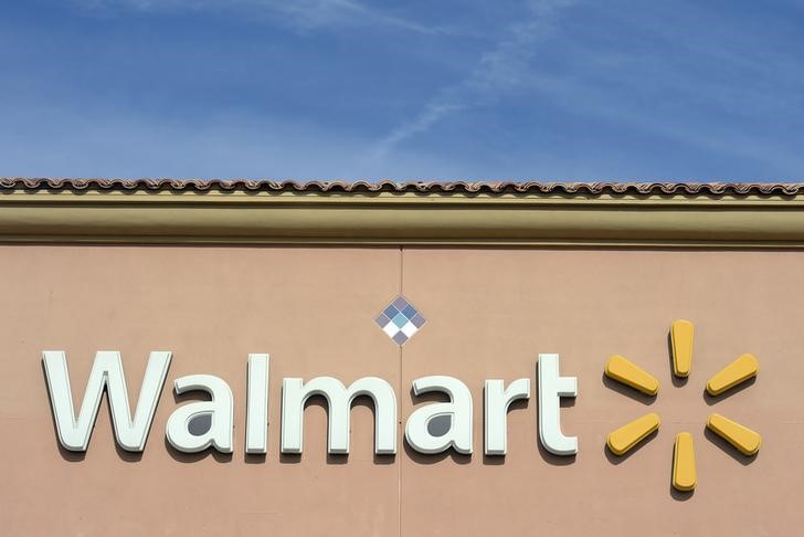 walmart-director-robson-walton-sells-over-$21-million-in-company-stock-by-investing.com