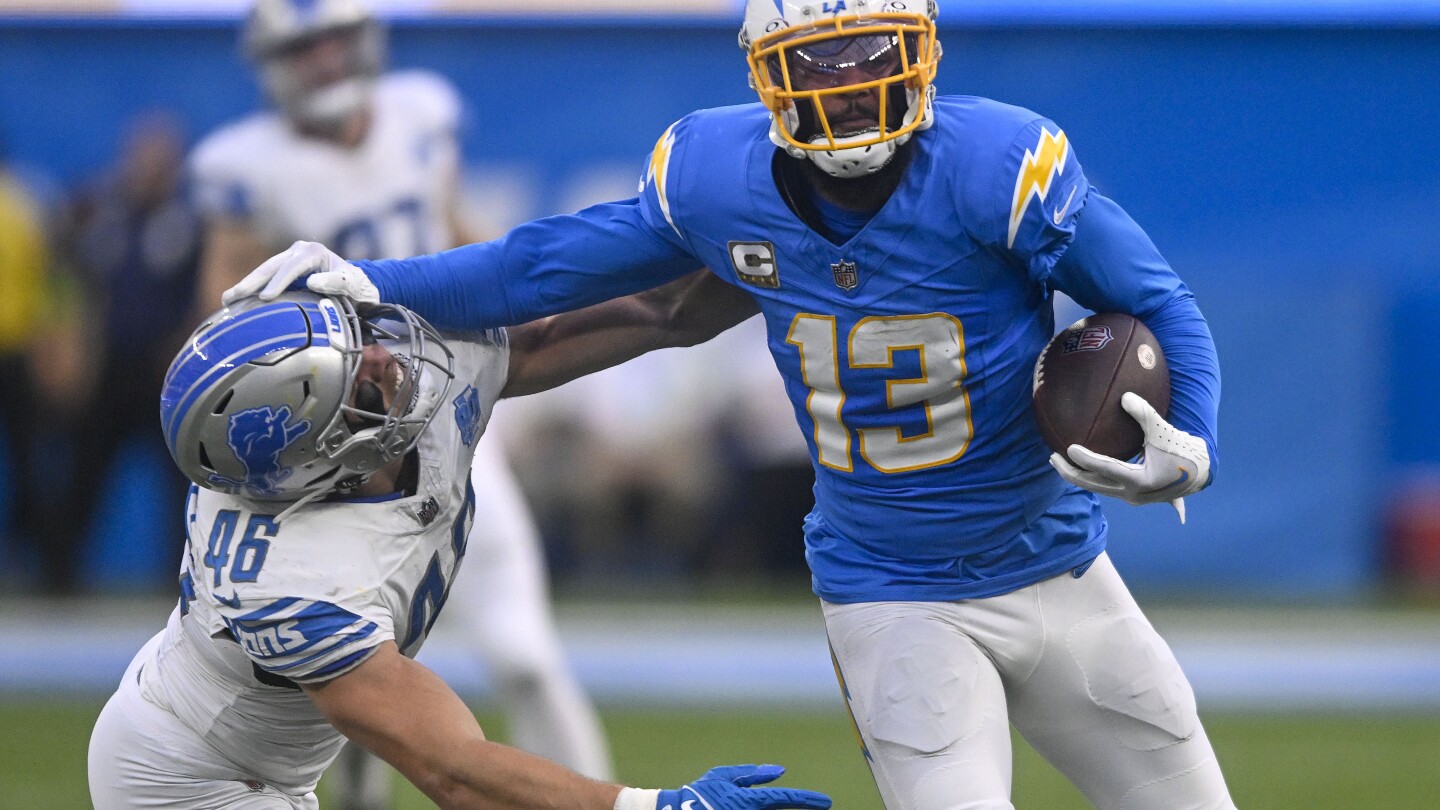 wide-receiver-keenan-allen-being-traded-from-los-angeles-chargers-to-chicago-bears,-ap-sources-say