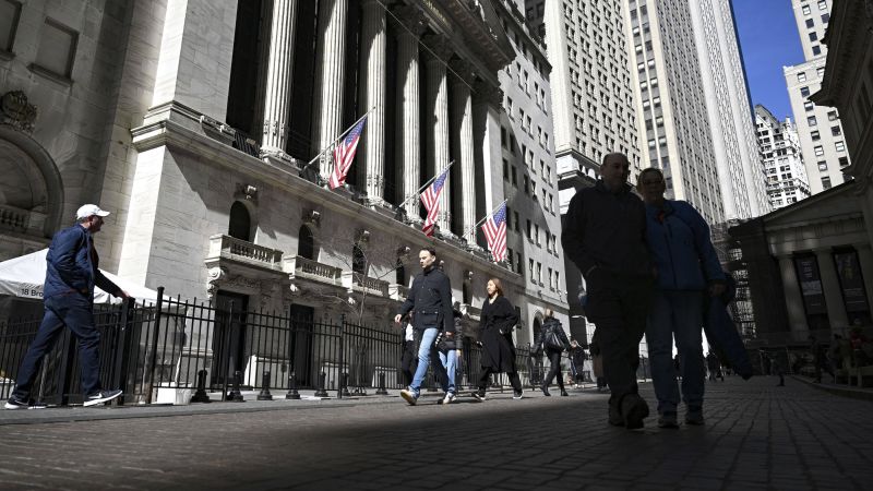 analysis:-investors-are-on-cloud-nine.-that-could-be-a-bad-sign-for-stocks