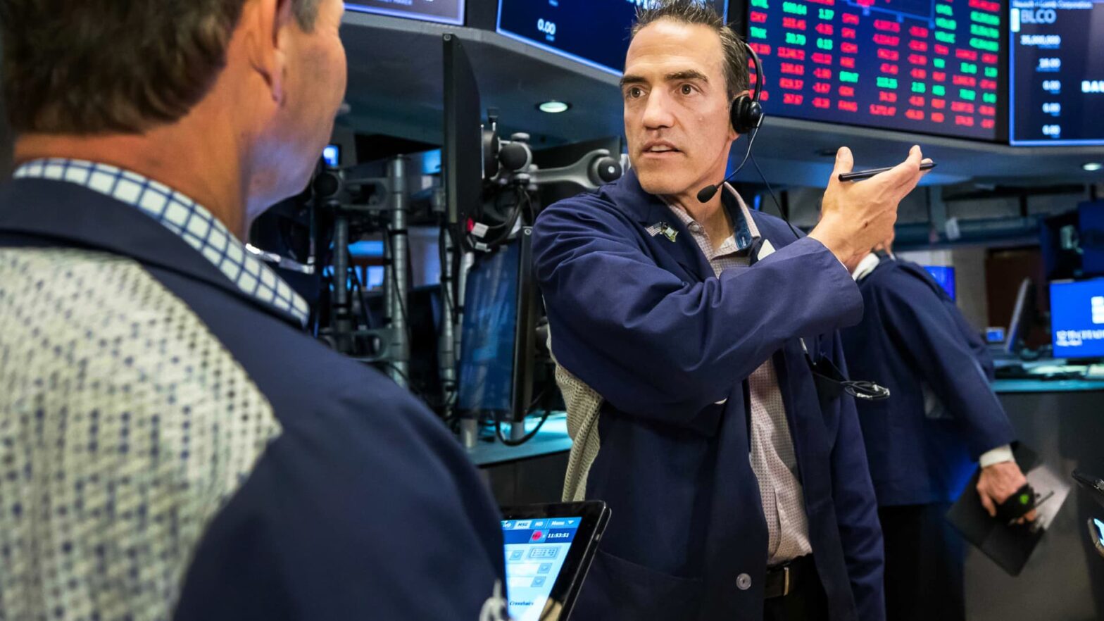 stock-futures-little-changed-as-investors-digest-news-from-nvidia’s-ai-conference:-live-updates