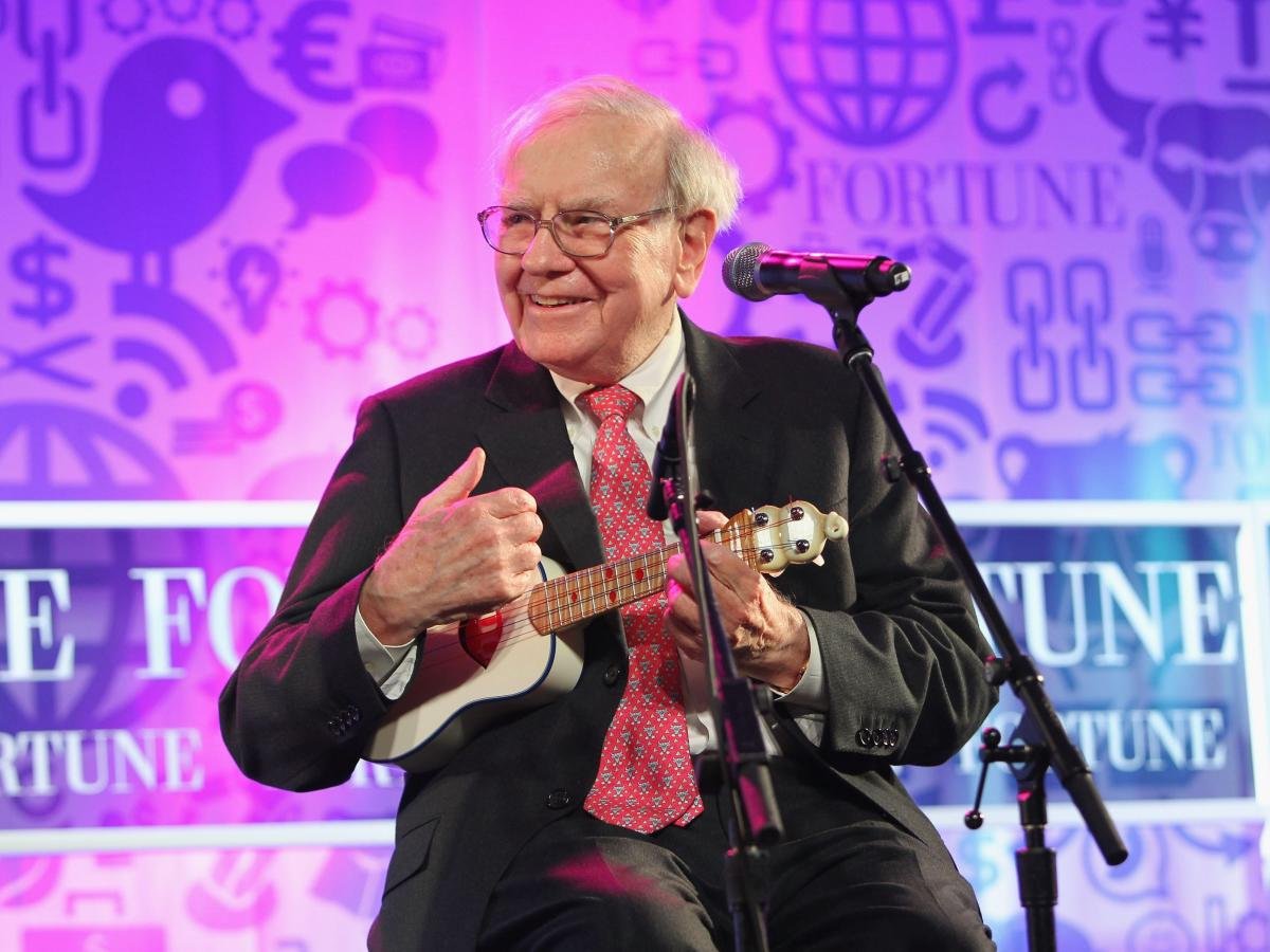 the-frugal-life-of-warren-buffett:-how-the-billionaire-spends-his-fortune,-from-mcdonald’s-breakfasts-to-a-rare-and-‘indefensible’-splurge