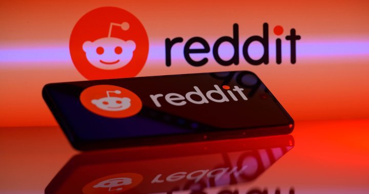 reddit-set-for-stock-market-debut-after-pricing-ipo-at-top-of-range