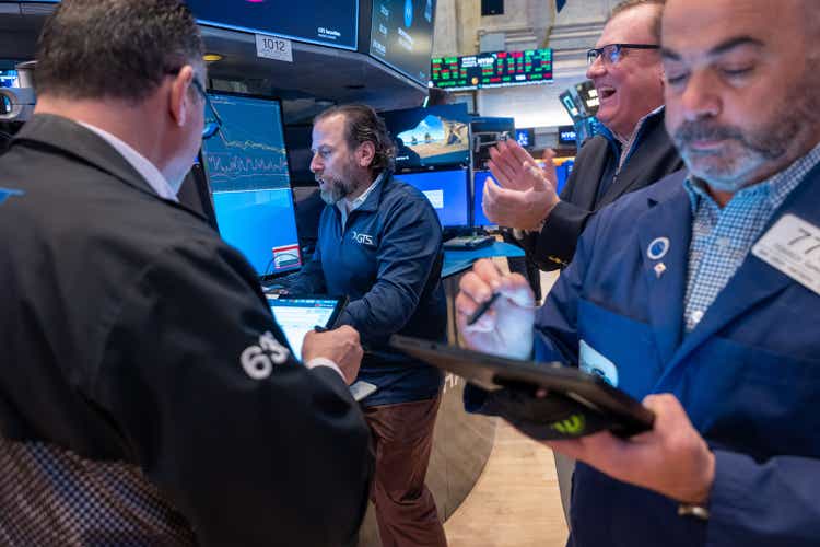 stock-market-news-today:-markets-cool-off-after-record-breaking-spree-(sp500)