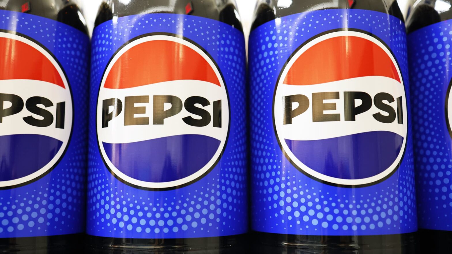 top-wall-street-analysts-like-these-dividend-stocks-for-portfolio-income