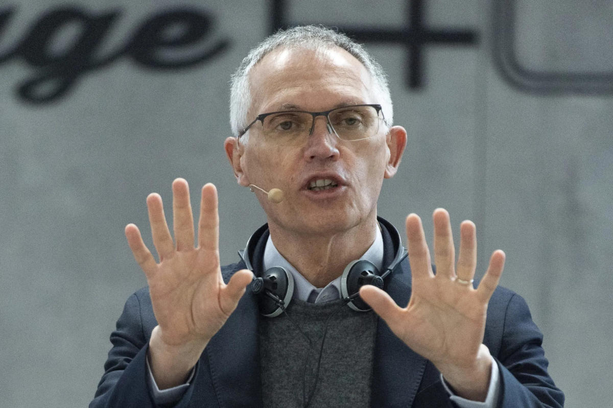 stellantis-uses-‘mandatory-remote-work-day’-to-cut-400-white-collar-jobs:-‘it-was-a-mass-firing-of-everybody-that-was-on-the-call’