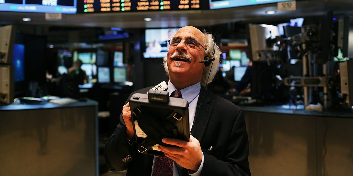 stocks-could-surge-another-15%-this-year-with-mega-cap-tech-leaders-still-nowhere-near-bubble-peaks,-goldman-says