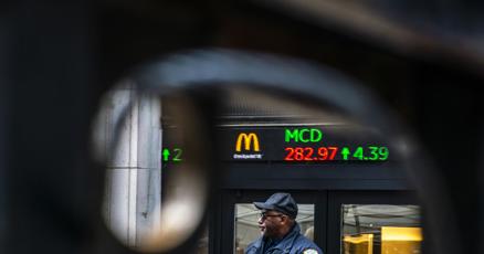 stock-market-today:-wall-street’s-momentum-cools-after-its-latest-record-setting-week