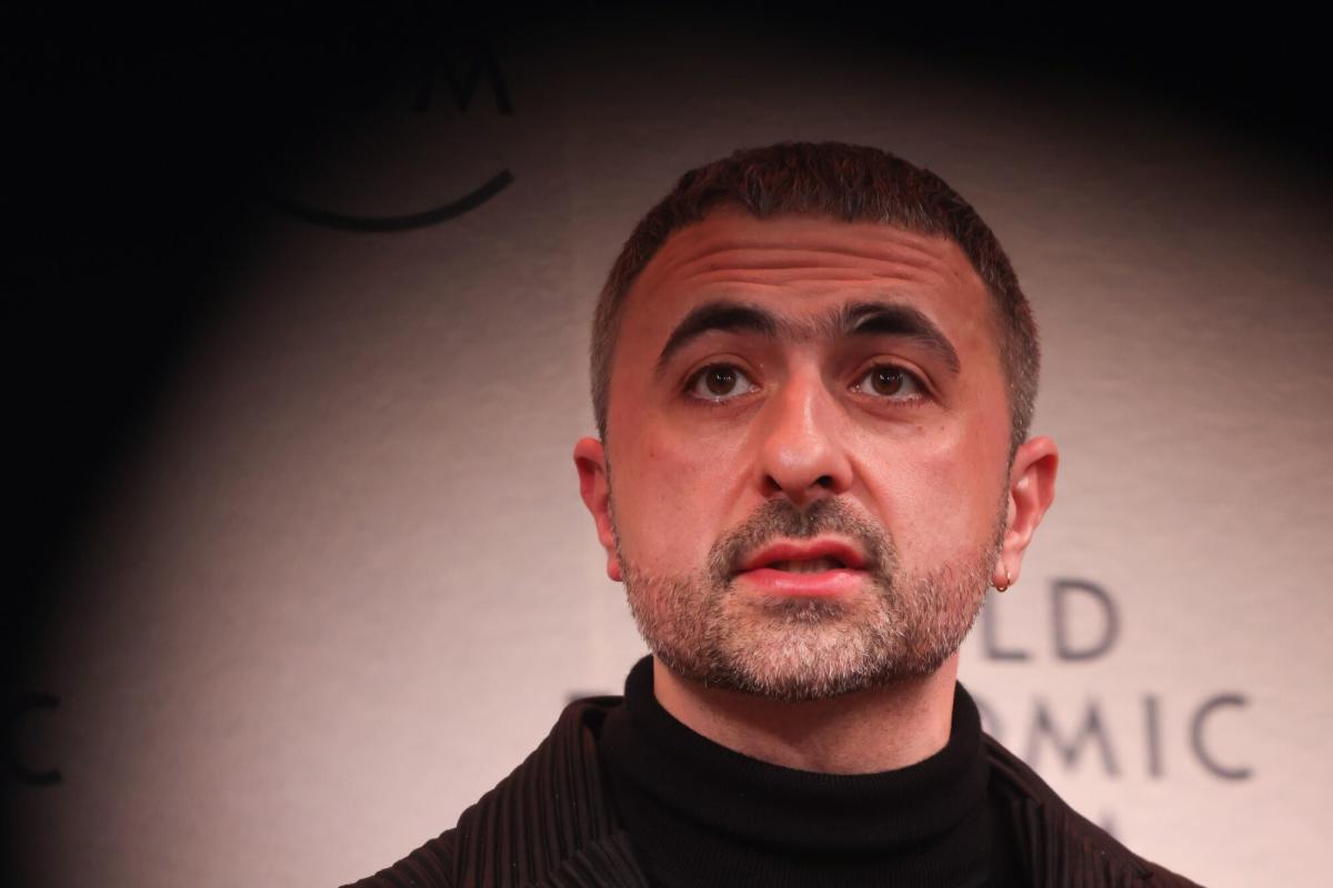 microsoft-bing-chief-exiting-role-after-suleyman-named-ai-leader