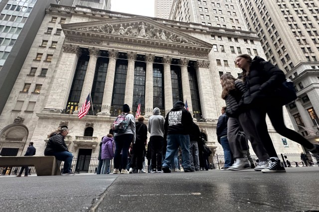 stock-market-today:-wall-street-bounces-back-after-a-3-day-losing-streak