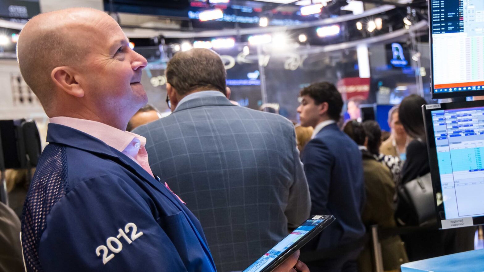 the-s&p-500-is-about-to-wrap-the-quarter-with-a-10%-gain.-resist-the-urge-to-time-a-pullback