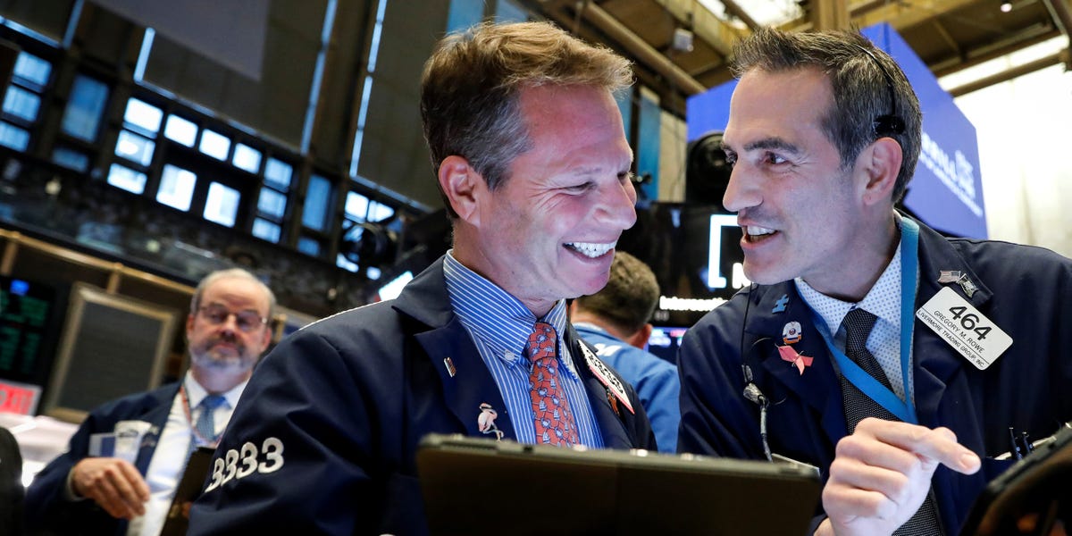 stock-market-today:-us-stocks-close-mixed-but-traders-enjoy-best-start-to-the-year-since-2019