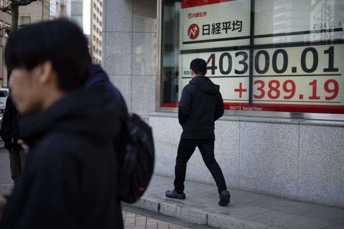 stock-market-today:-world-markets-are-mixed-and-japan’s-nikkei-tops-40,000,-on-eve-of-china-congress