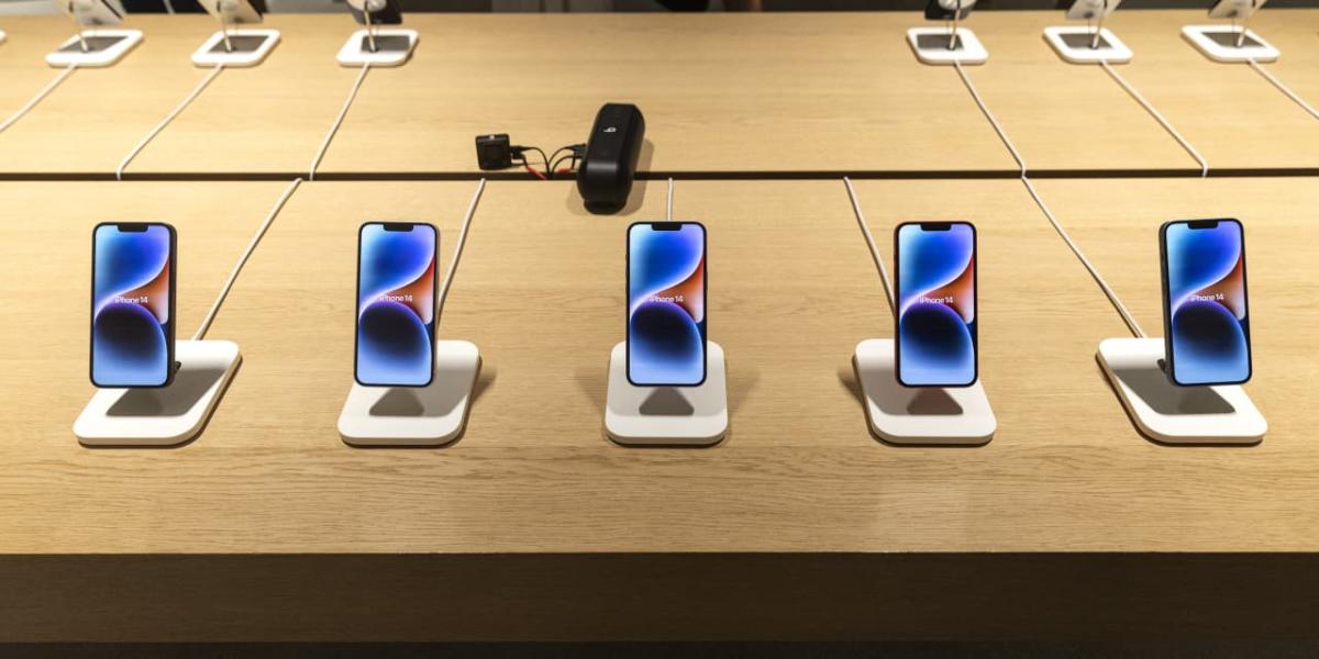 why-apple-stock-keeps-dropping,-and-what-could-turn-it-around