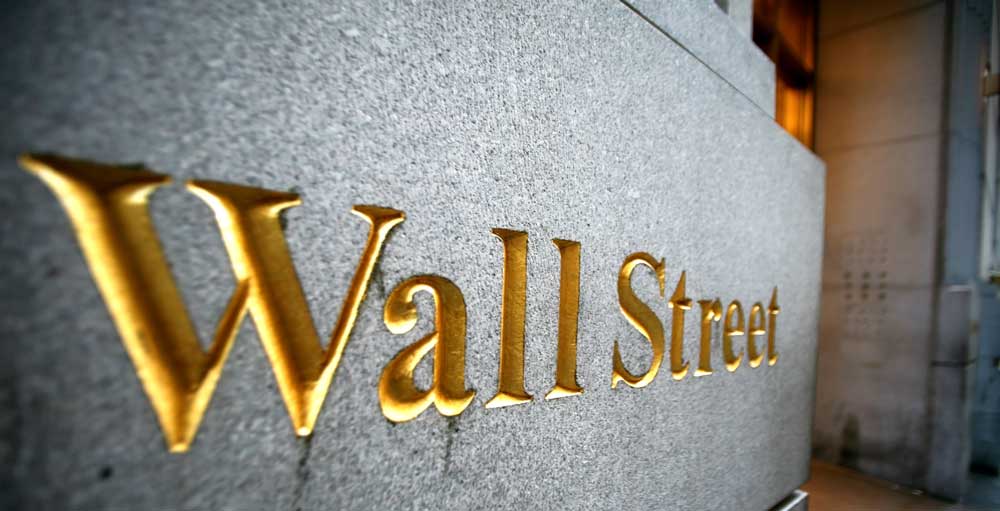 dow-jones-falls-as-fed-powell-testimony-looms;-cathie-wood-sells-coinbase-as-bitcoin-rallies