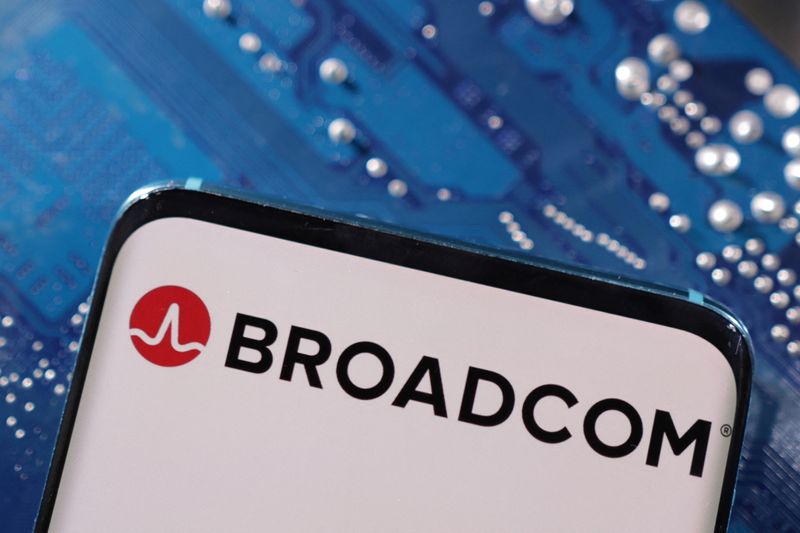broadcom-revenue-beats-estimates-as-ai-powers-demand,-shares-fall