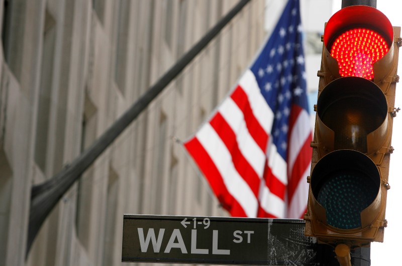 us-stock-futures-edge-lower-as-focus-turns-to-cpi-data-by-investing.com