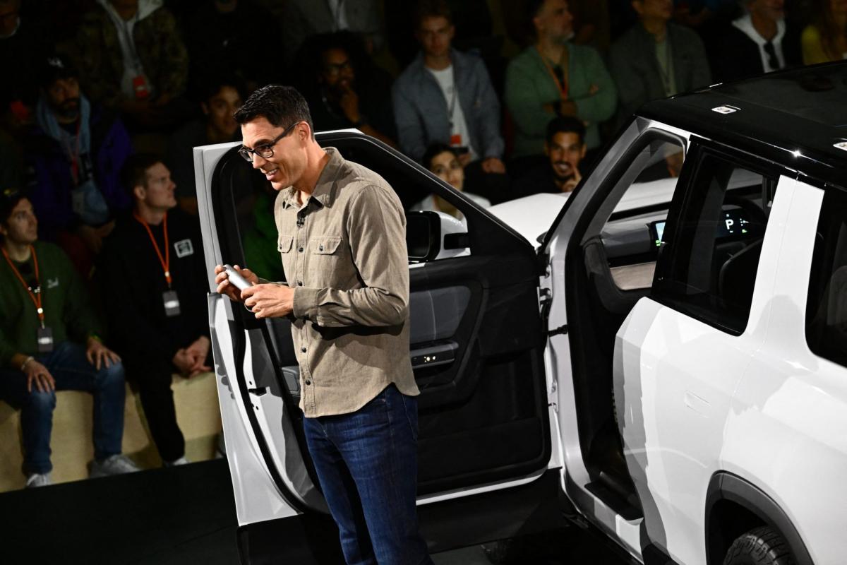 tesla-rival-rivian’s-market-value-jumps-by-over-$1.7b-after-it-unveils-r2-and-halts-$5b-factory—cutting-costs-‘massively’-as-elon-musk-suggested