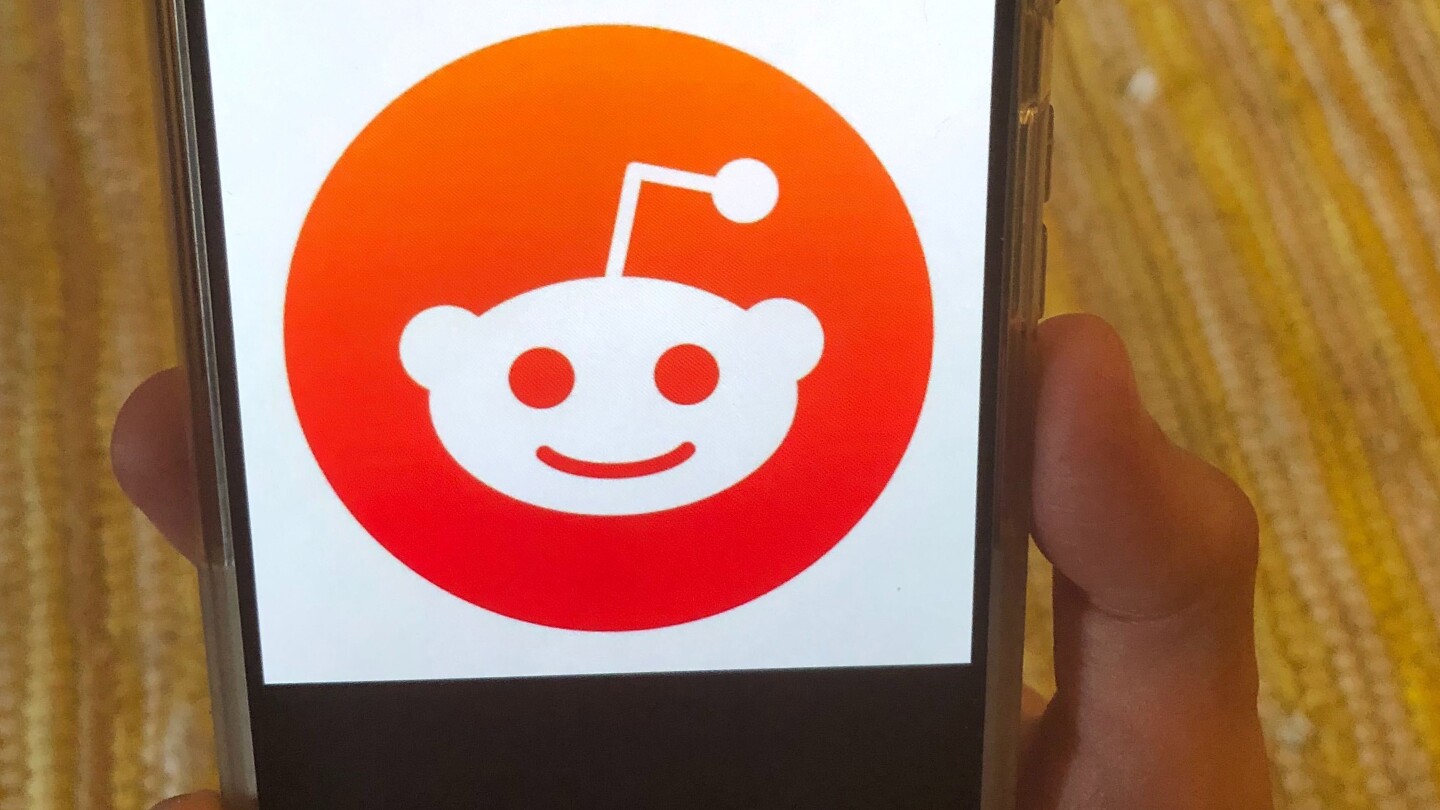 reddit-looking-to-raise-almost-$750-million-in-initial-public-offering