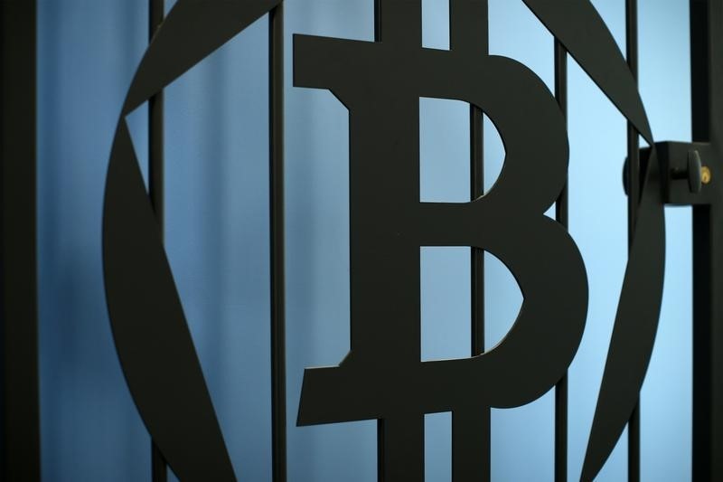 Needham Analyst John Todaro 'Bullish' On Hut 8 Stock