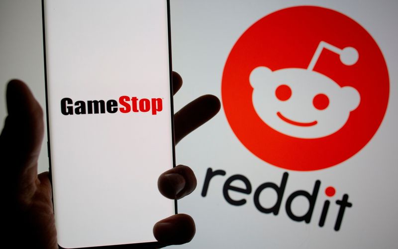 Analyst issues a warning as Reddit stock 'goes to the moon'
