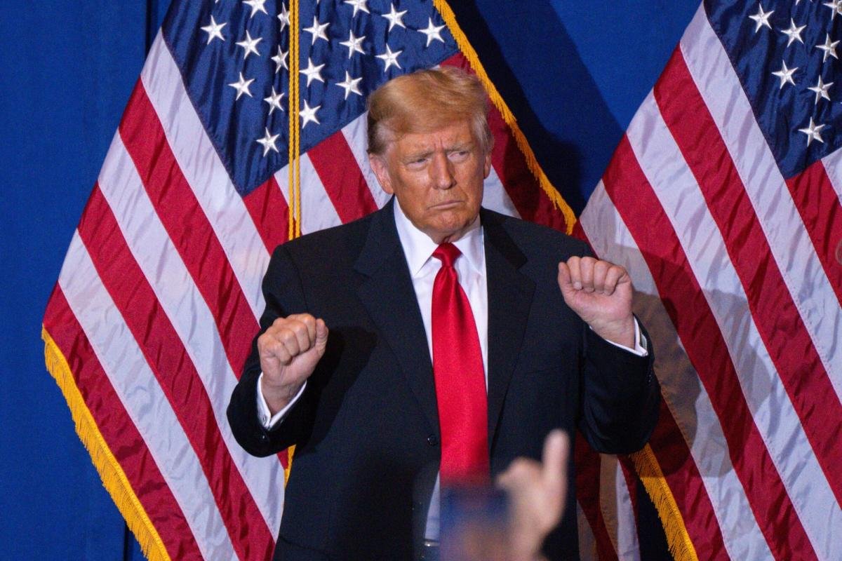 trump-$175-million-bond-arranged-by-billionaire-supporter’s-firm