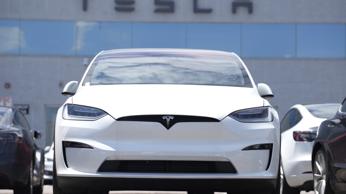 tesla-1q-sales-fall-nearly-9%-as-competition-heats-up-and-demand-for-electric-vehicles-slows