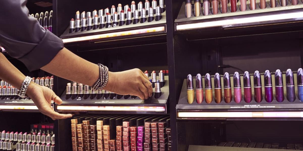 ulta-stock-is-worst-performer-in-s&p-500-on-wednesday-why-beauty-companies-are-taking-a-hit.