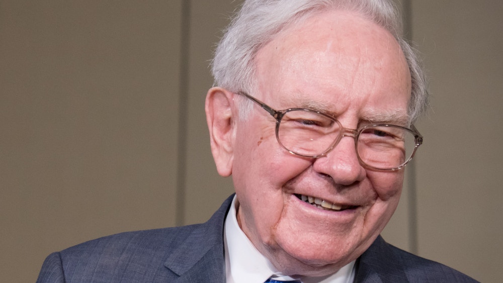 buffett-suggests-radical-approach-to-end-us.-deficit-in-‘5-minutes’-–-but-it-involves-disqualifying-members-of-congress-based-on-the-debt