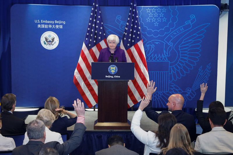 yellen-faces-tough-road-on-china’s-excess-capacity-problem