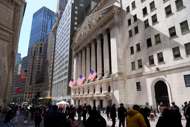stock-market-today:-wall-street-points-higher-before-the-opening-bell-ahead-of-us-jobs-report