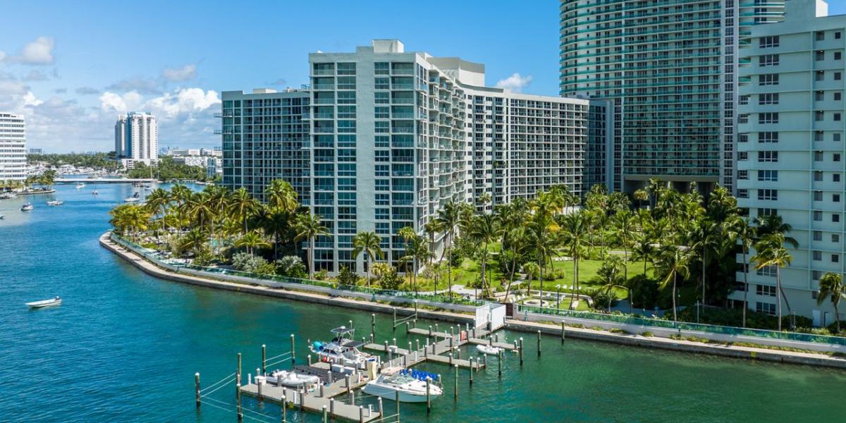 blackstone-making-$10-billion-multifamily-purchase,-going-on-the-real-estate-offensive