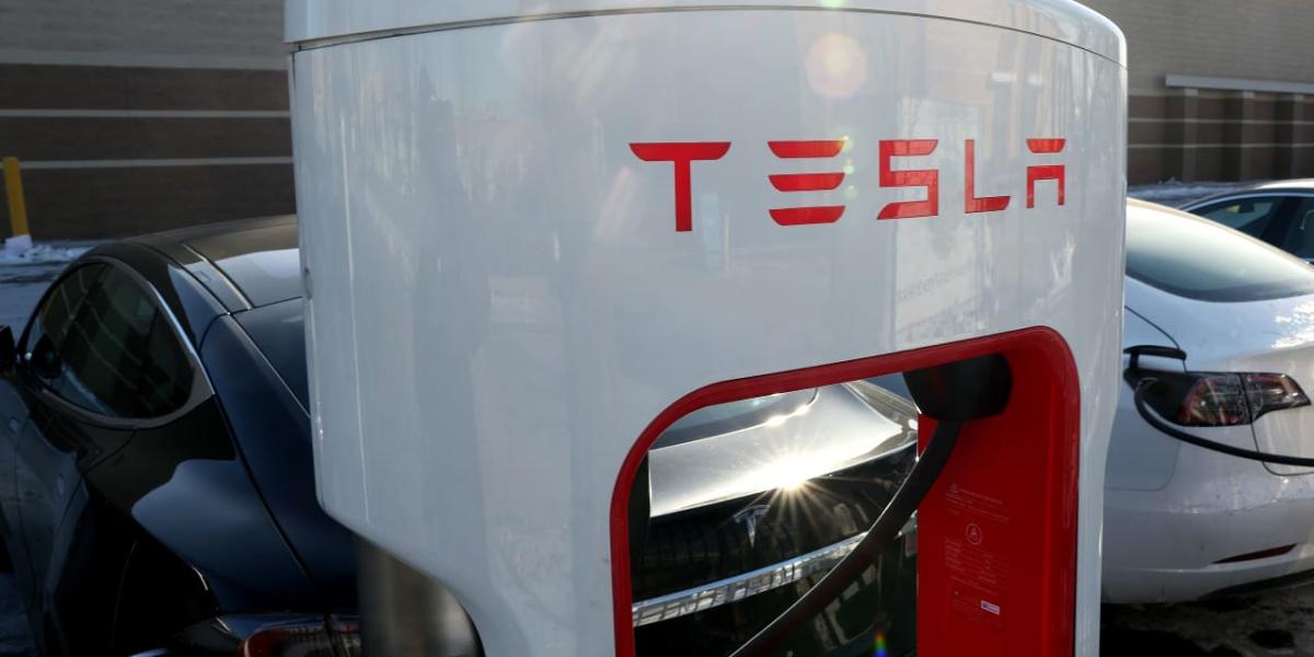 tesla-stock-jumps-after-unveiling-robotaxi-plans-it’ll-either-be-a-huge-deal—or-a-big-miss.