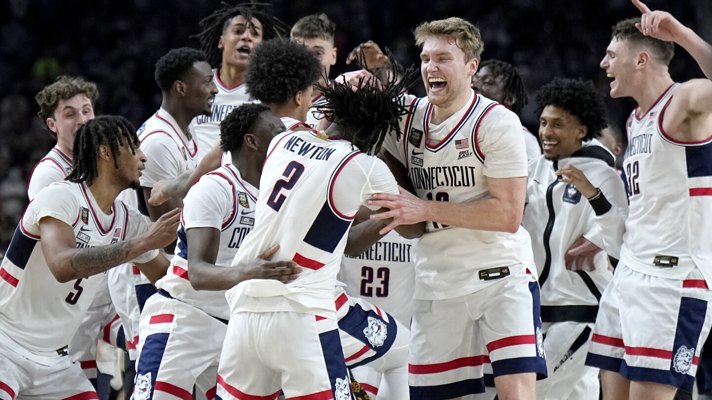 uconn-concludes-a-dominant-run-to-its-2nd-straight-ncaa-title,-beating-zach-edey-and-purdue-75-60