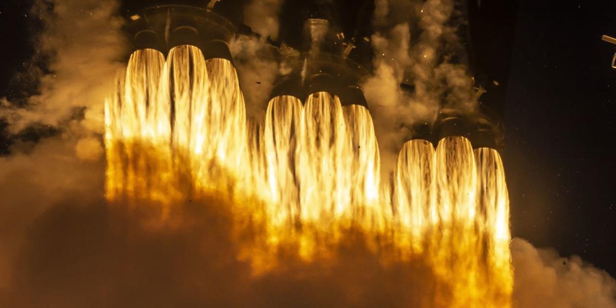 spacex-is-everything-tesla-is-not—dominant,-growing,-and-cheap