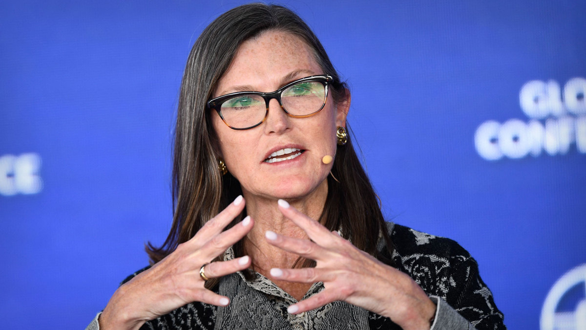 cathie-wood-buys-$22-million-of-battered-tech-stock