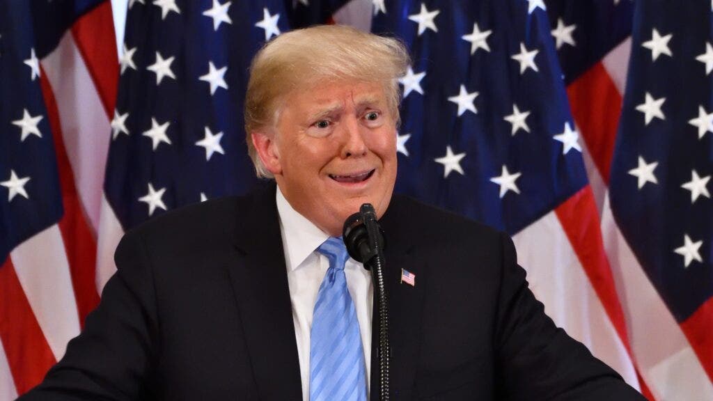 joe-biden’s-‘broke-don’-nickname-for-trump-looks-premature-as-trump’s-stake-in-djt-at-$2.9-billion,-barry-diller-calls-djt-buyers-‘dopes’