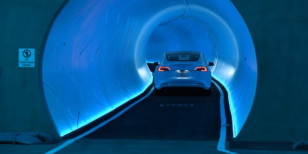 tesla-cut-the-price-of-its-fsd-service-what-that-means-for-the-stock.