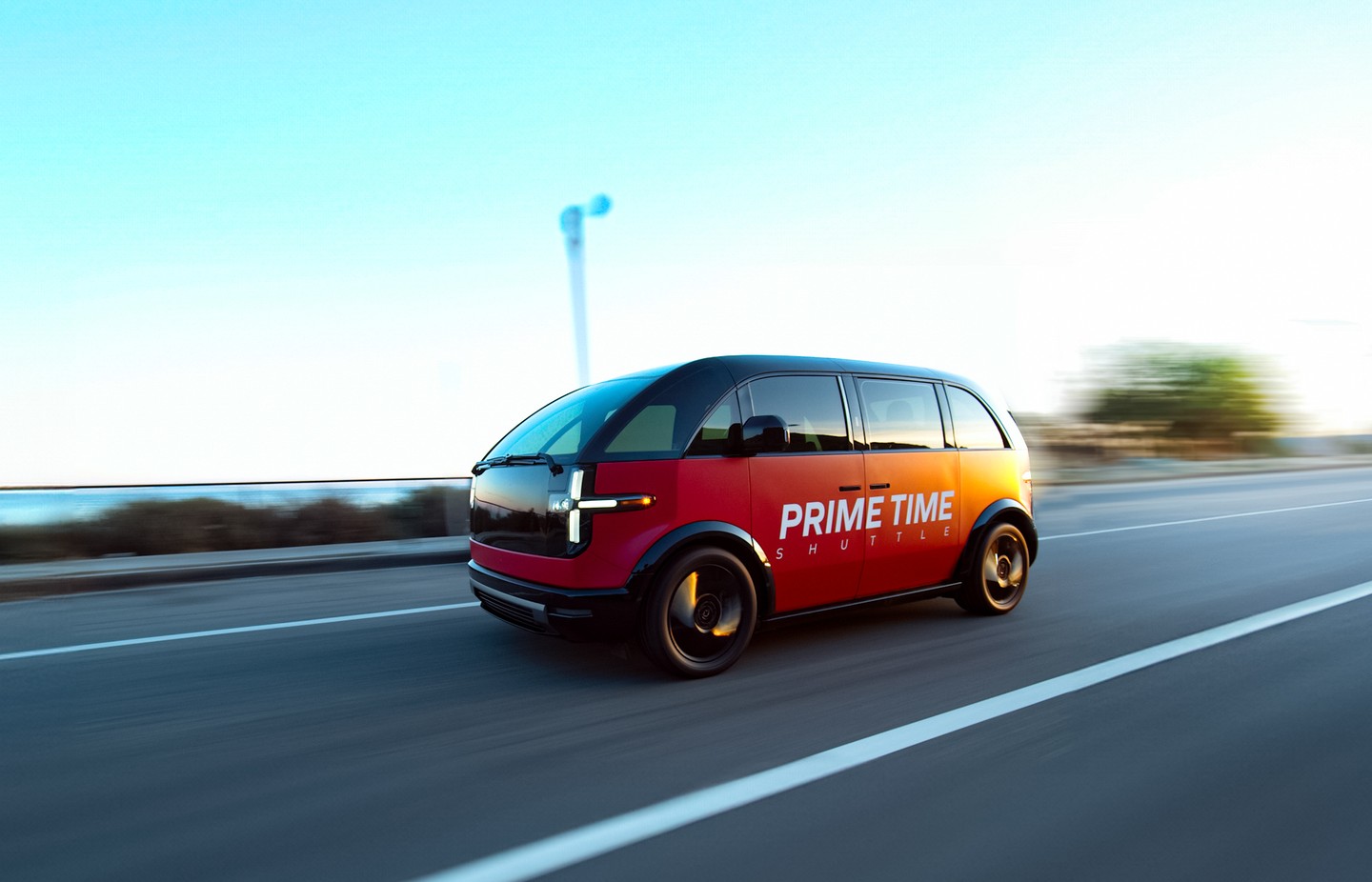 benchmark-analyst-initiates-coverage-on-canoo,-sees-an-upside-potential-of-70%