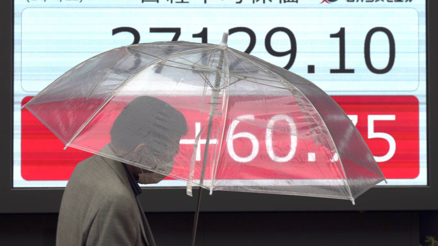 stock-market-today:-asian-shares-shrug-off-wall-st-blues-as-china-leaves-lending-rate-unchanged