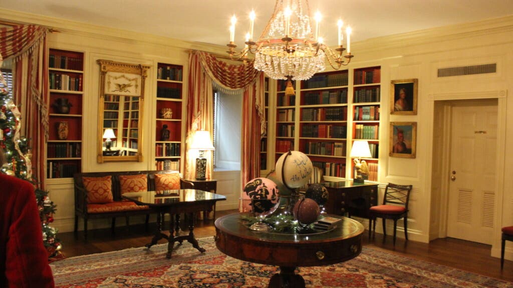 what-makes-you-feel-rich?-here’s-the-average-net-worth-of-people-who-consider-themselves-‘wealthy’